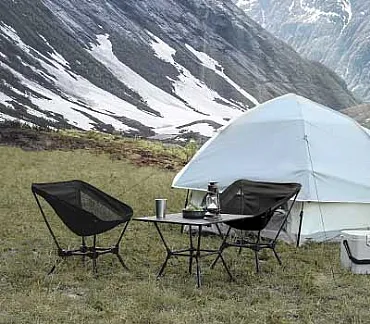 Was sind die Vorteile von Outdoor-Möbel-Sets für Camping?