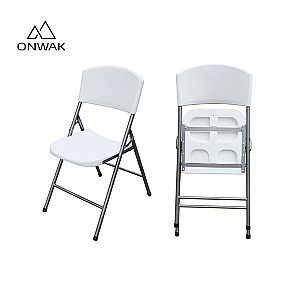 Plastikstühle für den Außenbereich